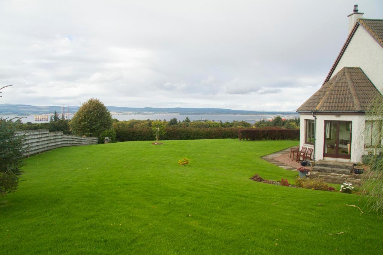 High Fields Bed & Breakfast Cromarty Bagian luar foto